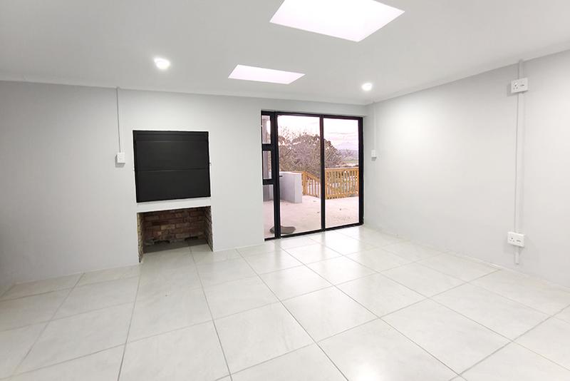 5 Bedroom Property for Sale in Fraaiuitsig Western Cape